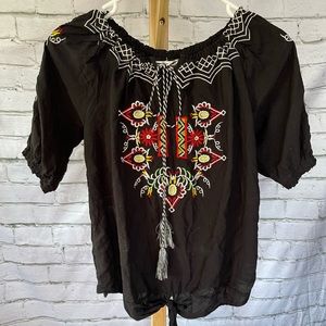 Meggie Embroidered Puff Sleeve Top